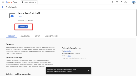 Screenshot der Google Cloud Console mit hervorgehobener Schaltfläche „Aktivieren“ zur Aktivierung der Maps JavaScript API