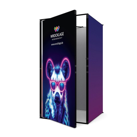 LED Beleuchtung einfach montiert. LED Beleuchtung einfach montiert.