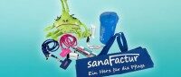 Sammlung bunter Werbeartikel wie Taschen, Kabel und Figuren mit sanufactur-Aufdruck, Beispiel für kreative Markenkommunikation