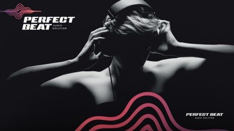 Schwarze Expolinc Rückwand mit Perfect Beat Grafikmotiv – stilvolles Messesystem für moderne Markenauftritte