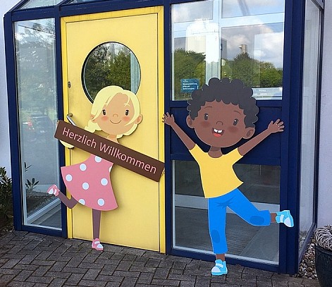 Beschilderung/Werbeschilder